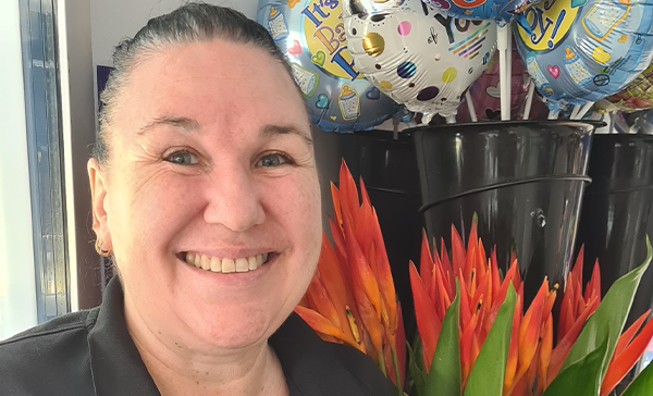 Cafe Chat – Niomi
