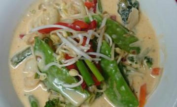 Prawn laksa rice noodle soup